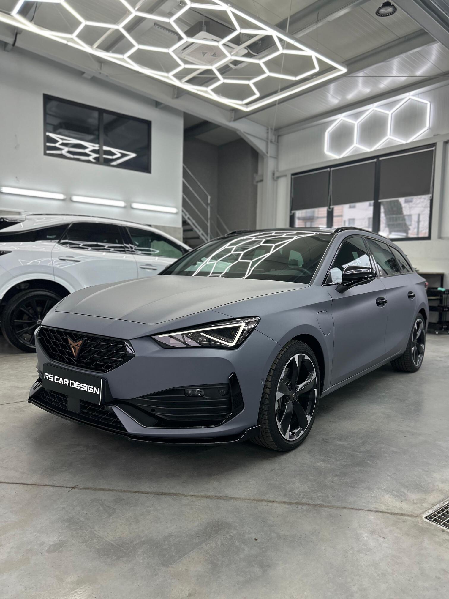 Zabezpieczenie folią ochronną (mat) + stylizacja: Cupra Leon